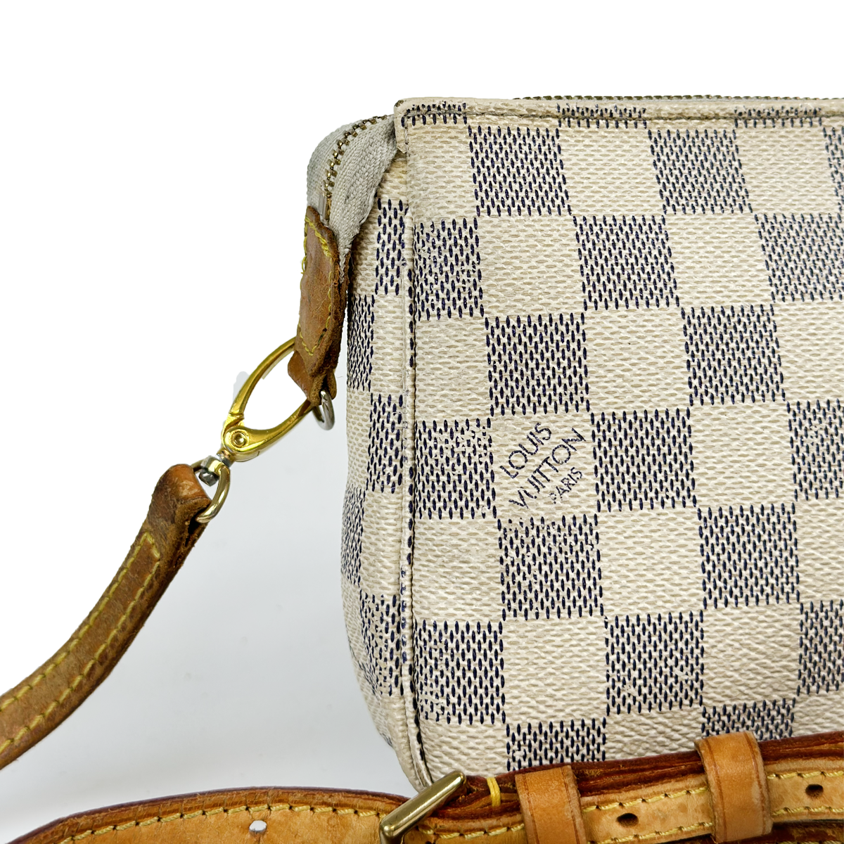 Louis Vuitton Pochette Accessoire - Image 3